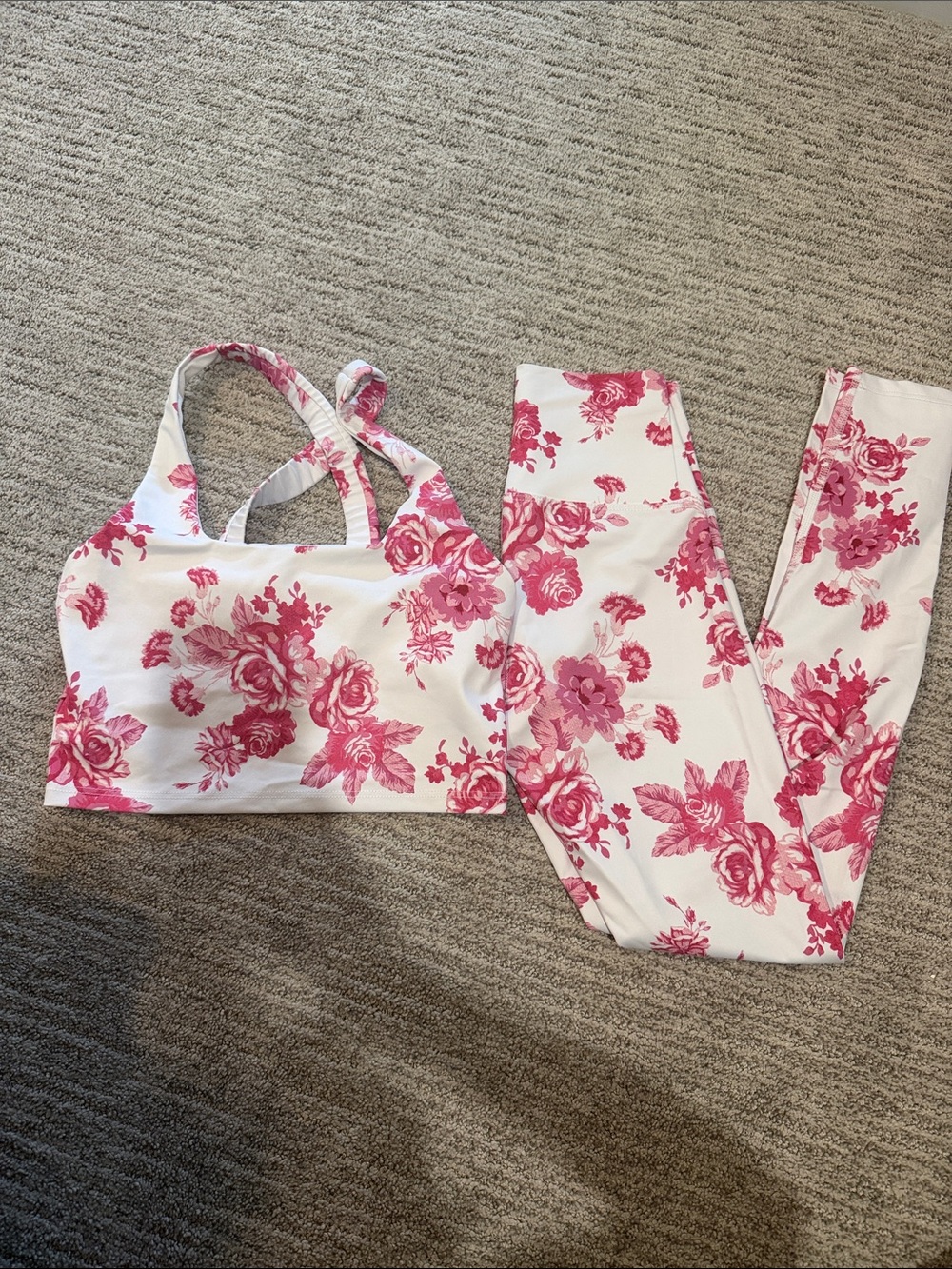 Beach Riot Floral Pink and White Active Set - Crop Top & Leggings